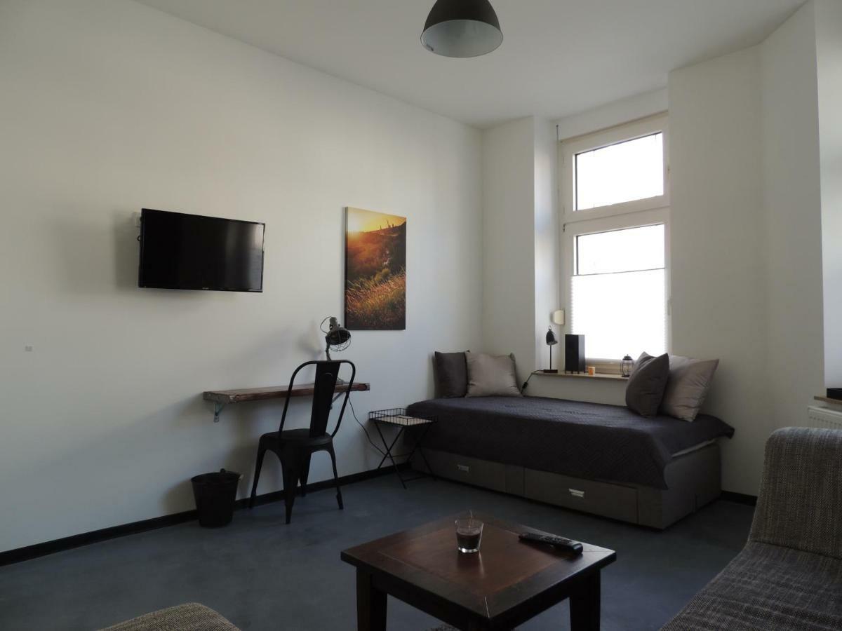 Zentrales Apartment In Γκελσενκίρτσεν Εξωτερικό φωτογραφία