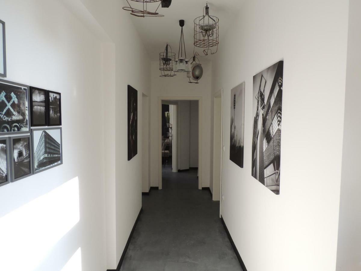 Zentrales Apartment In Γκελσενκίρτσεν Εξωτερικό φωτογραφία