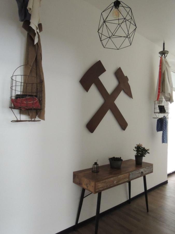Zentrales Apartment In Γκελσενκίρτσεν Εξωτερικό φωτογραφία