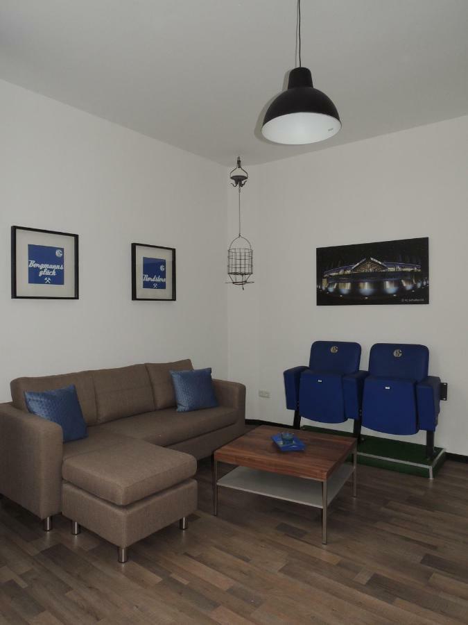 Zentrales Apartment In Γκελσενκίρτσεν Εξωτερικό φωτογραφία